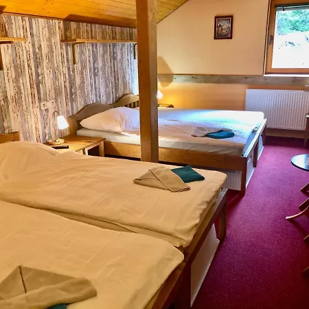 Kapitanka Guest house Korenov